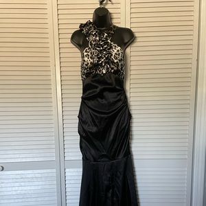 Black/leopard print long prom dress
